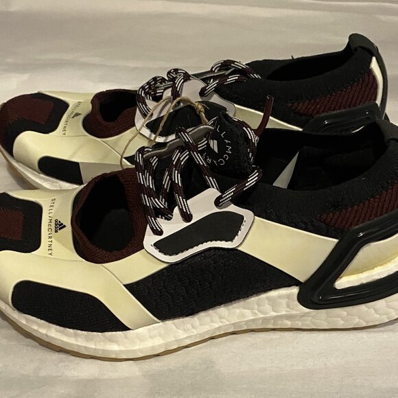 ADIDAS Women's BY STELLA MCCARTNEY ULTRABOOST SANDALS Size 5 us FZ3041 - Picture 4 of 5